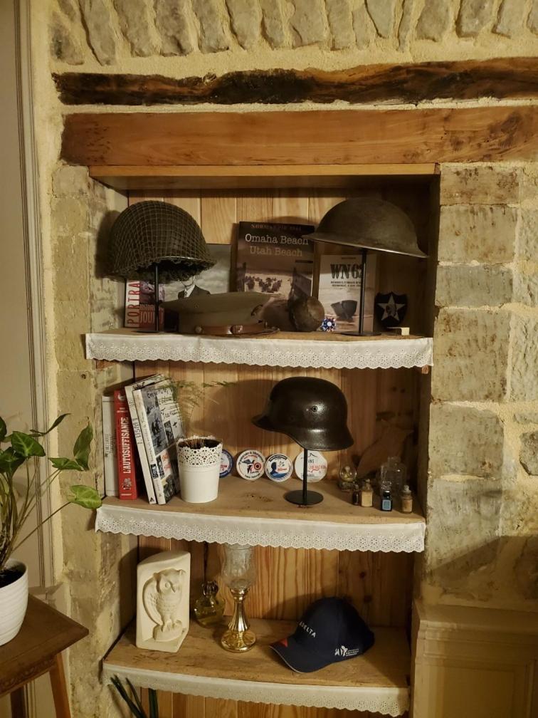 Ferme Aux Leopards Normands Bed & Breakfast Mandeville-en-Bessin Exterior photo